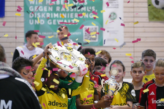 BVB bei der Siegerehrung